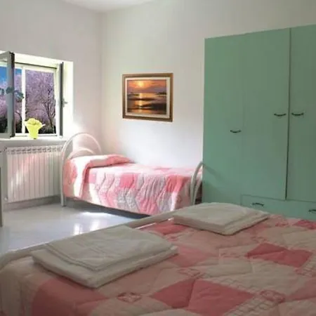Alloggio per agriturismo Eucalipto Perdifumo