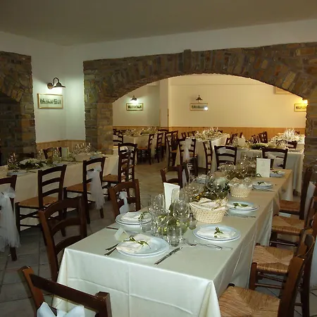 Agriturismo Eucalipto Farm stay *